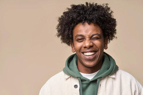How to Take Care of Curly Hair for Men: The Ultimate Hair Care Guide - BONNET QUEEN